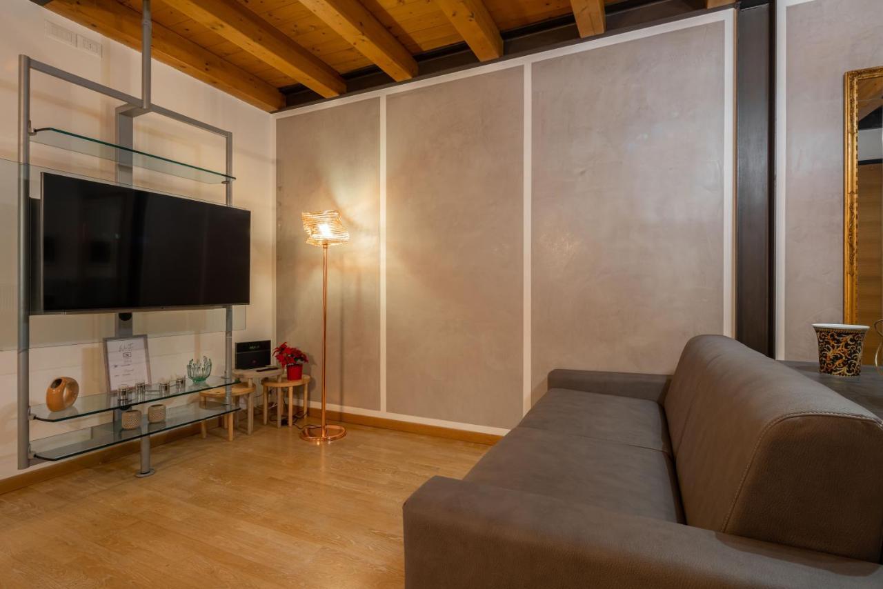 Venezia-Suite HemingwayA Pochi Passi Outlet Noventa di Piave Zewnętrze zdjęcie