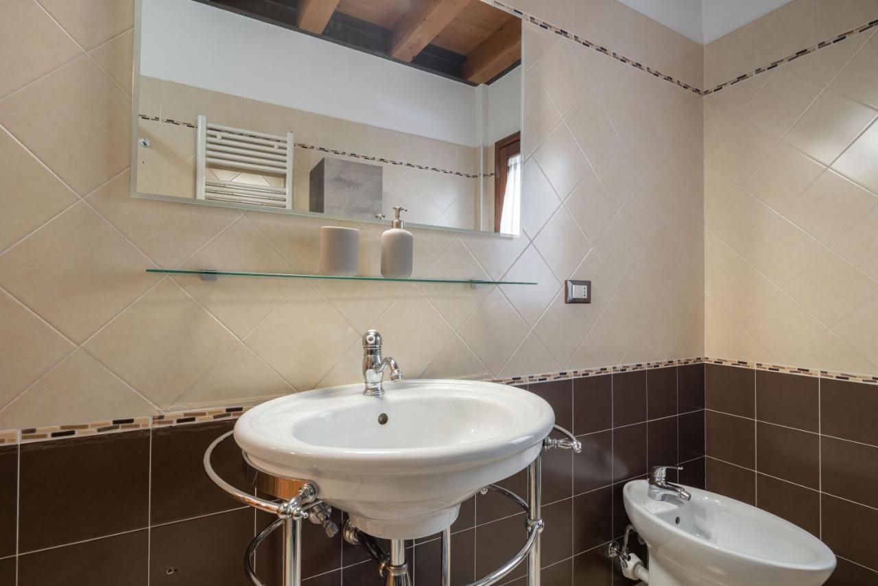 Venezia-Suite HemingwayA Pochi Passi Outlet Noventa di Piave Zewnętrze zdjęcie